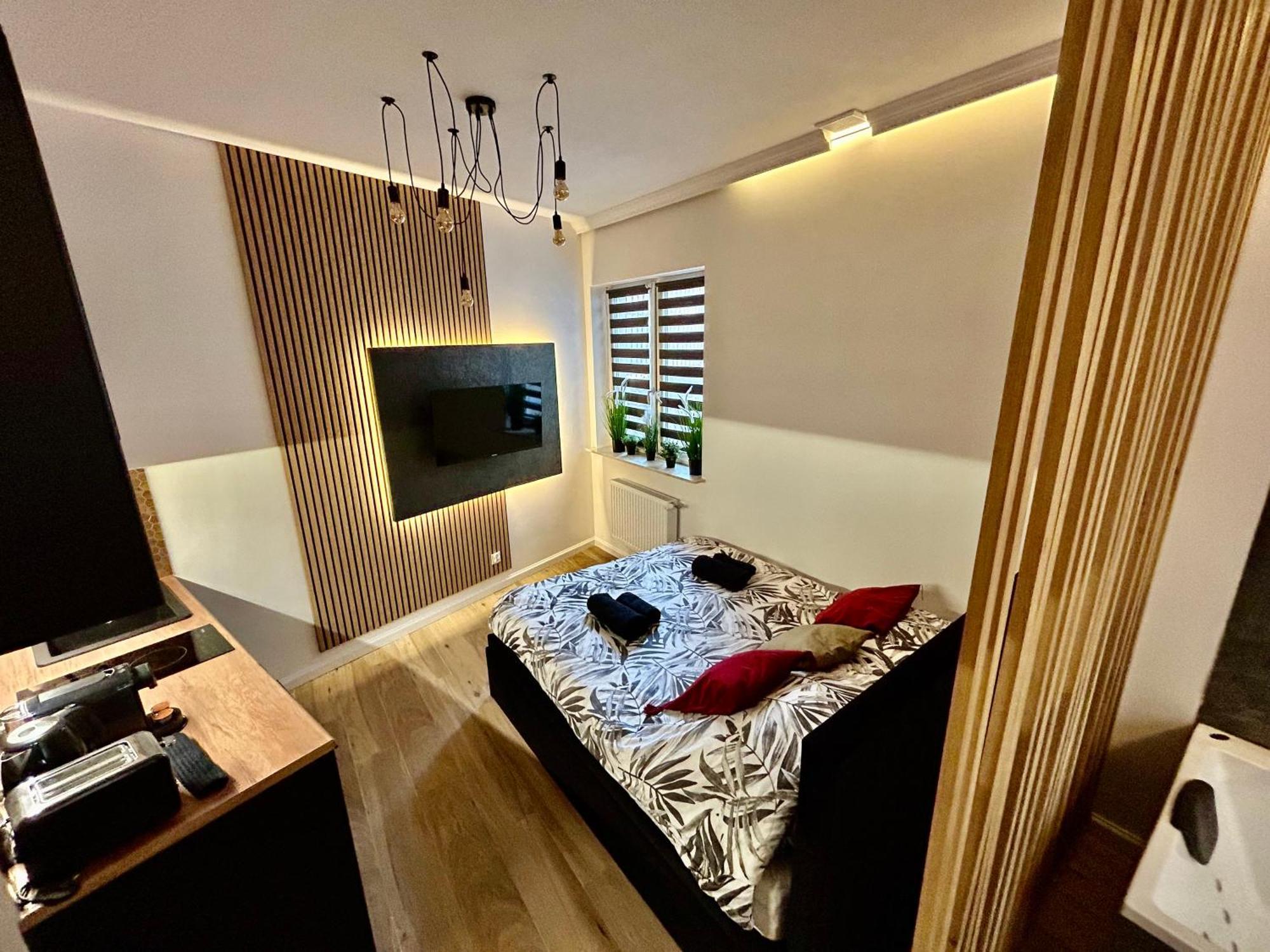 Ocean Black Jacuzzi Apartment Krakow