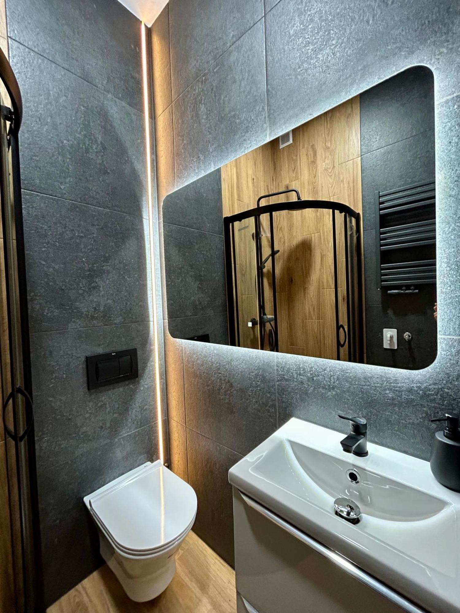 Ocean Black Jacuzzi Apartment Krakow